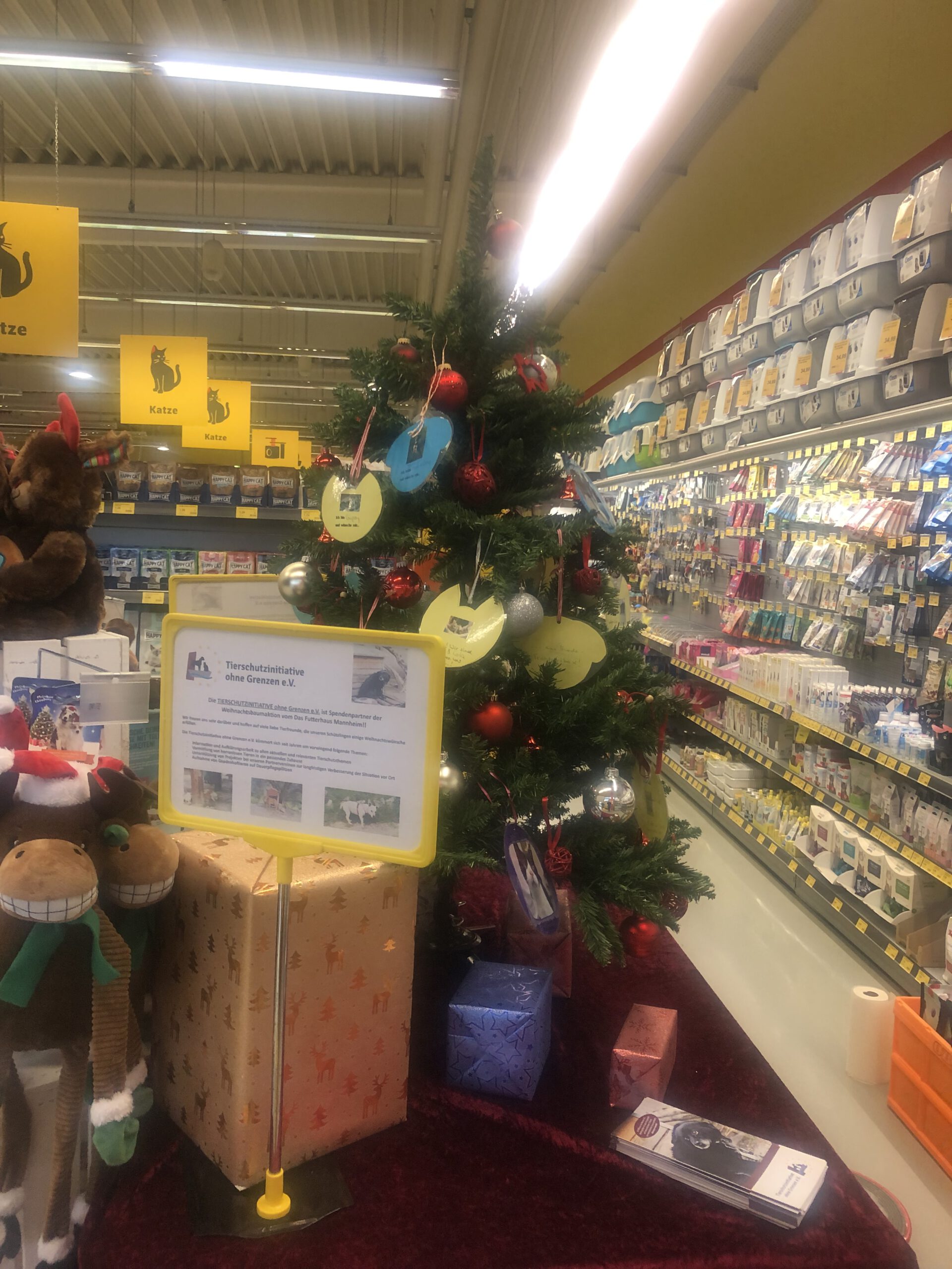 Danke!!! Unsere WeihnachtsbaumAktion im „Das Futterhaus“ in Mannheim